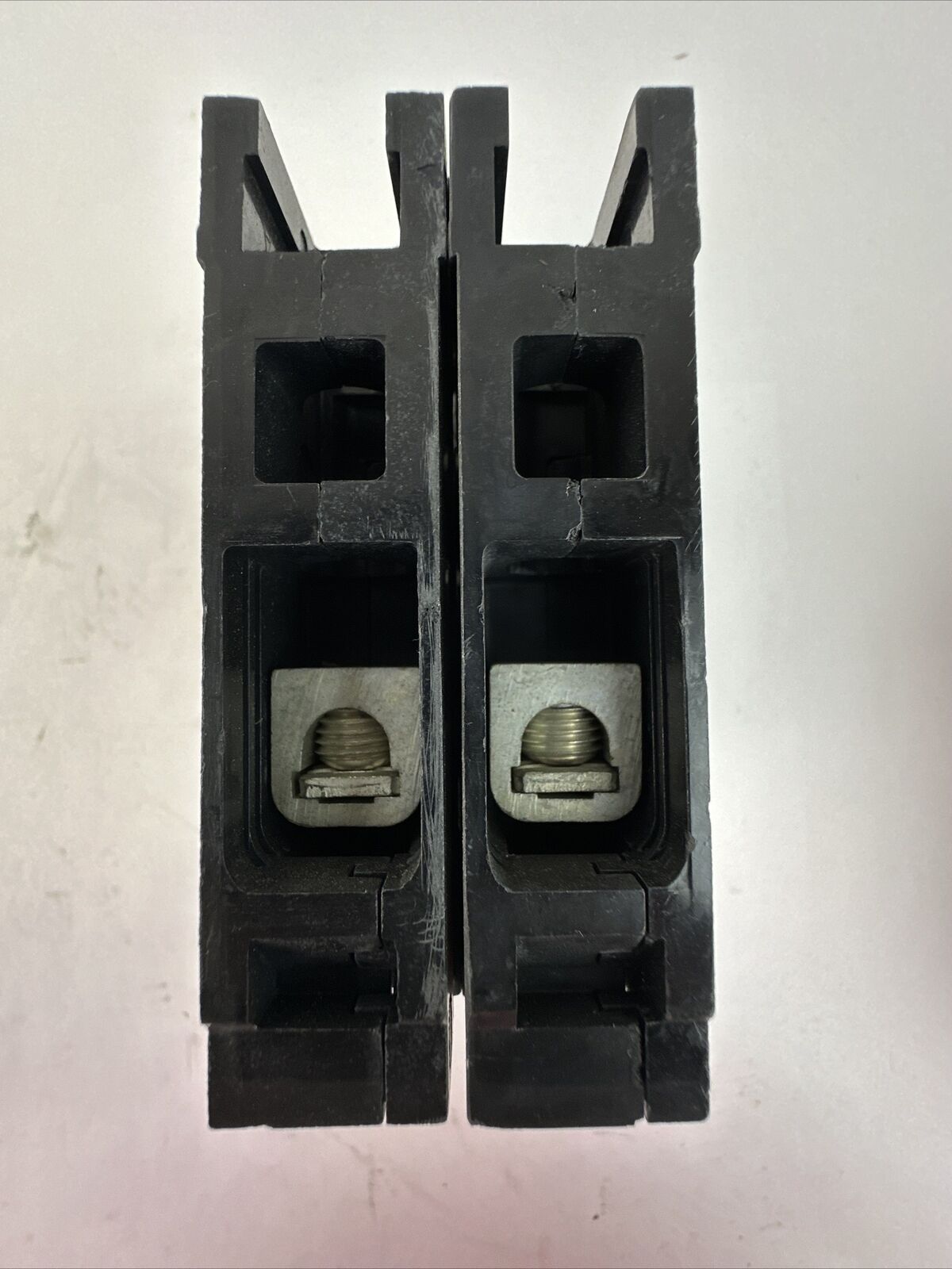 GOULD ITE E22B045 MOLDED CASE CIRCUIT BREAKER 45A 2P 240VAC 125/250VDC