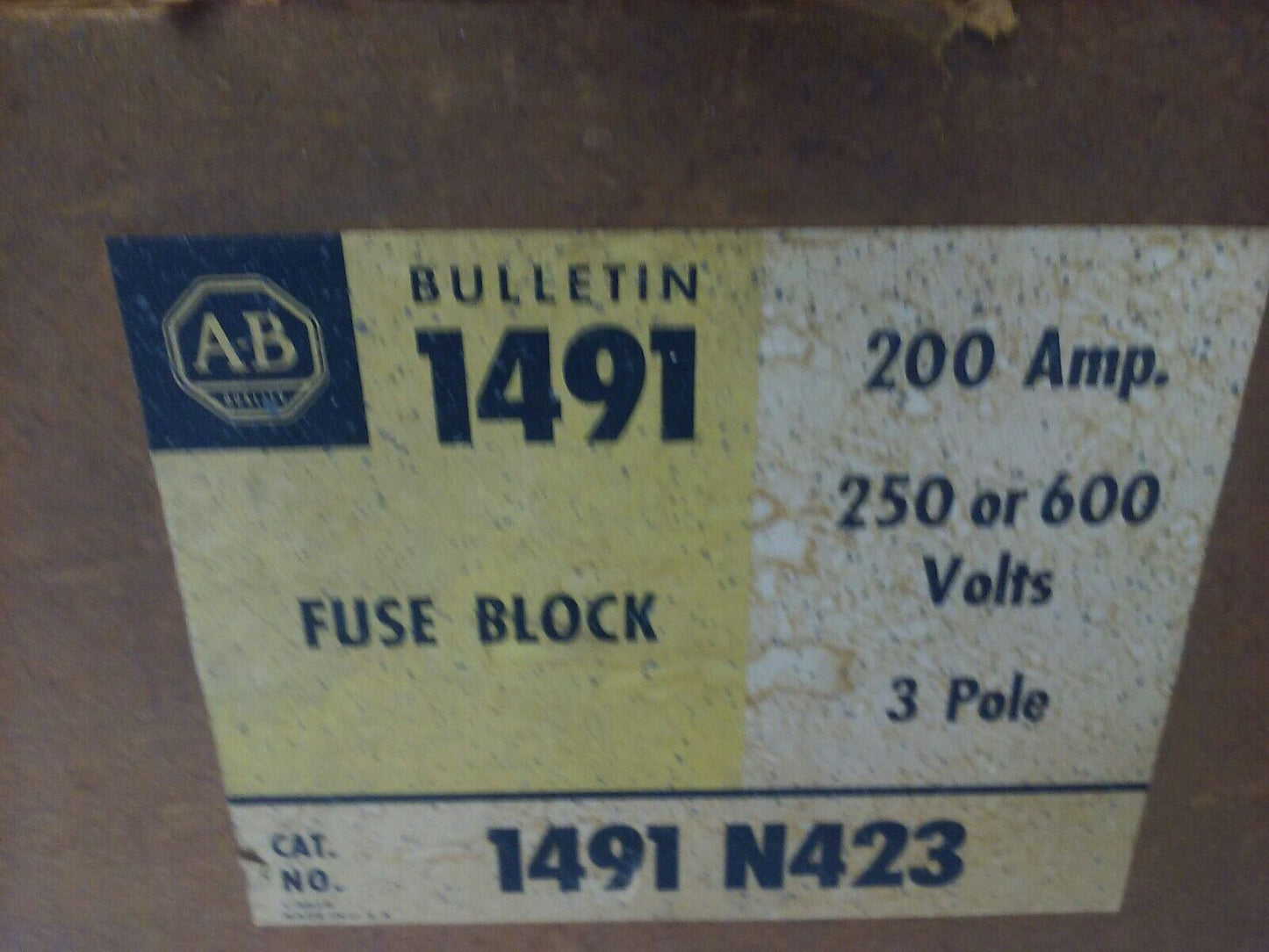 ALLEN BRADLEY 1491-N423 FUSE BLOCK,200AMP, 250 OR 600V, 3P,W/ X-123968, 1491N423