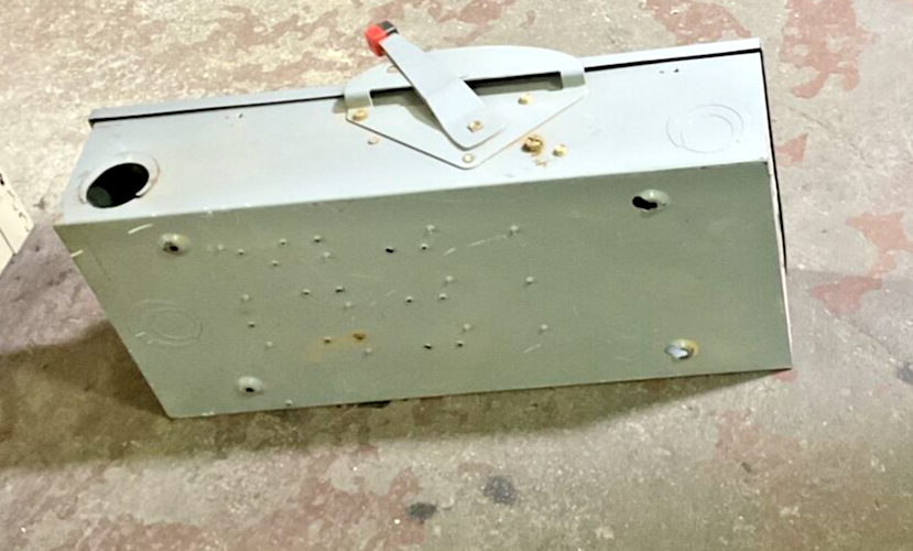 SQUARE D H364 SAFETY SWITCH SER.E2 200A TYPE 1 600VAC/DC 3PH
