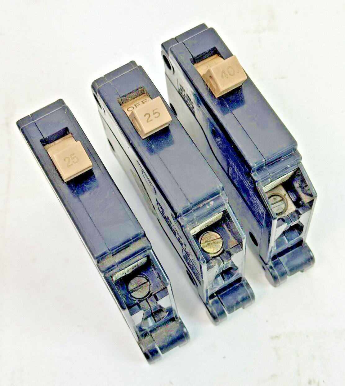 CUTLER-HAMMER **LOT OF 3** 2-UNITS - CH125 AND 1-UNIT - CH140 - CIRCUIT BREAKERS
