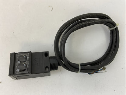 ALLEN BRADLEY 42GTP-9042 SER B PHOTOSWITCH ONLY