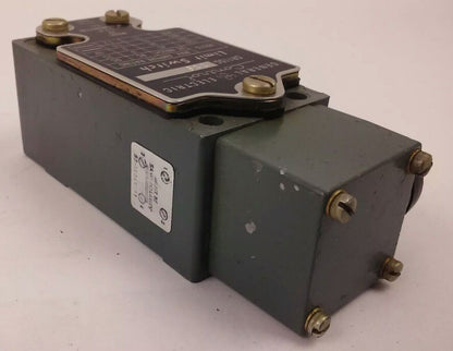 GE, CR115G119, LIMIT SWITCH, 600V MAX, NEW, GENERAL ELECTRIC, CR115G, NEW