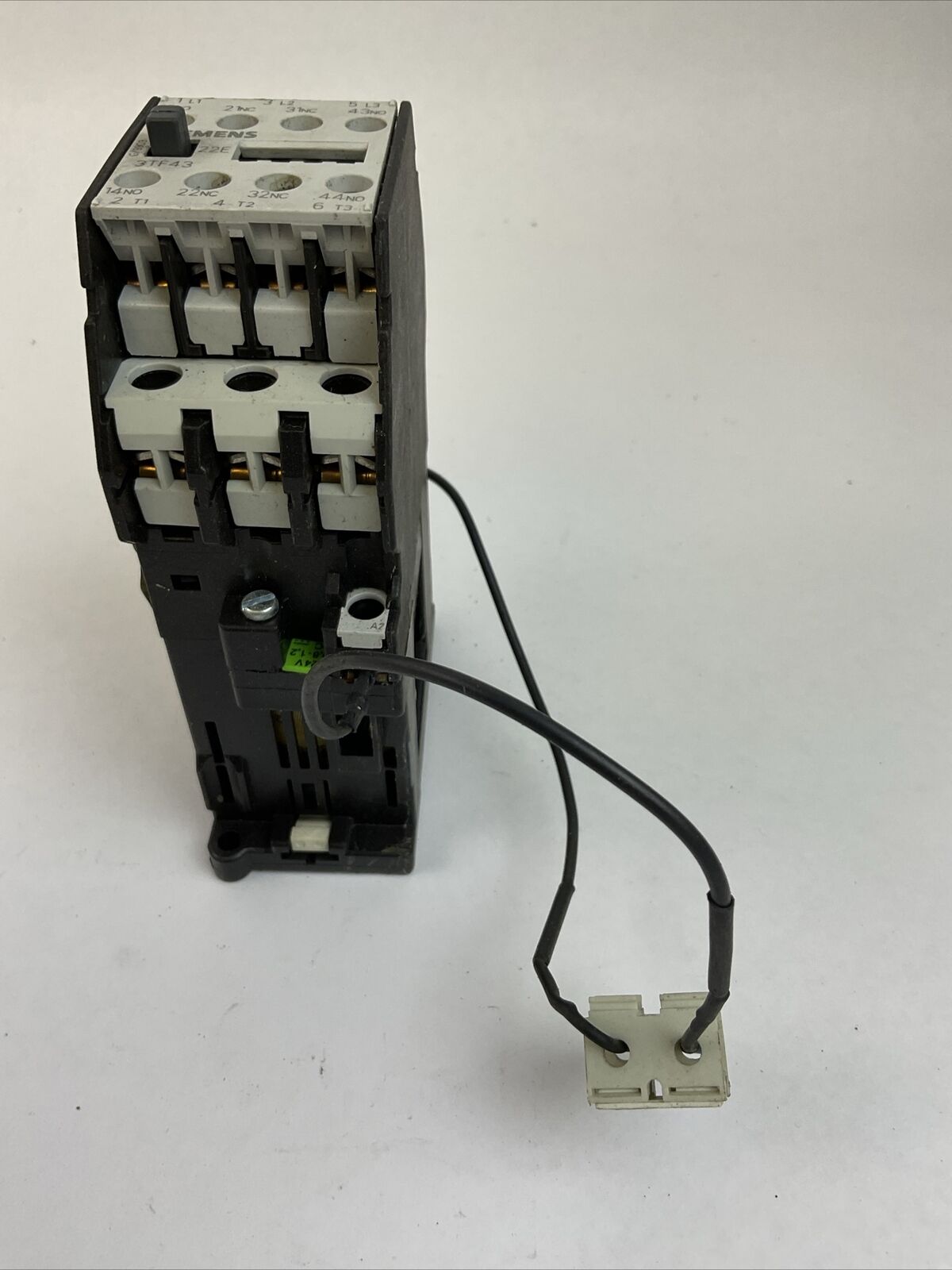 SIEMENS 3TF4322-0B CONTACTOR 30A 600VAC 3PH 20HP COIL 24VDC 3TX7402-3A