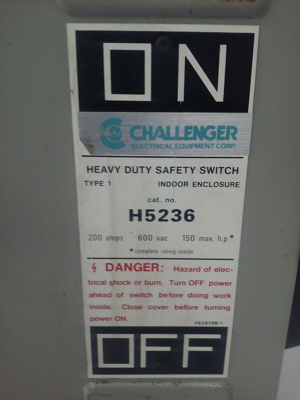CHALLENGER H5236 NON-FUSIBLE SAFETY SWITCH, 3PH, 200A, 600V, 150HP, TYPE 1