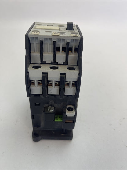 SIEMENS 3TF42-CLHC003 CONTACTOR 600VAC 30A COIL 208V 50/60HZ