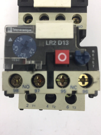 TELEMECANIQUE LC1 D09 10 CONTACTOR 600 VAC 3 PHASE W/ LR2 D1307 OVERLOAD RELAY