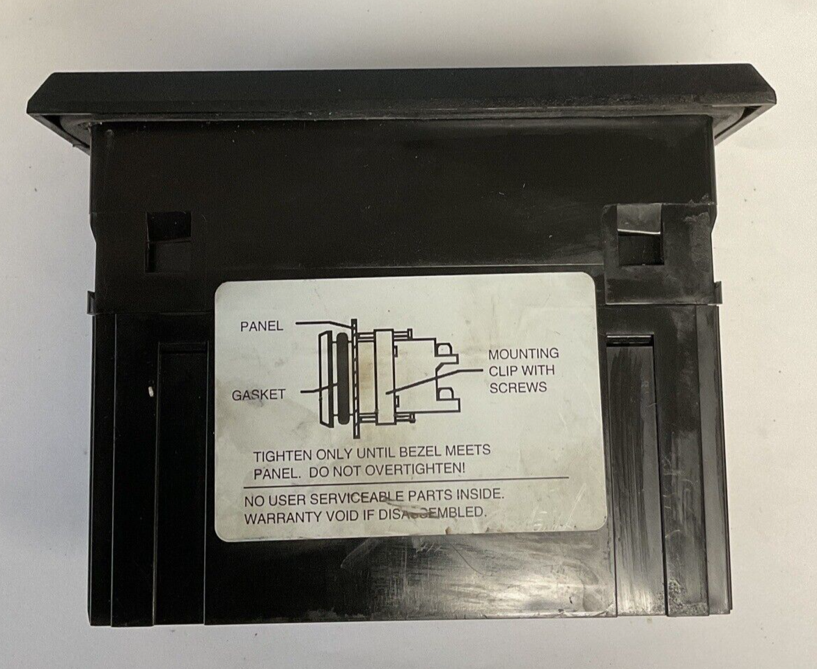MAX MACHINERY INC 120-200 FLOW INDICATOR CONTROLLER  24VDC 130VAC .4A 50/60HZ