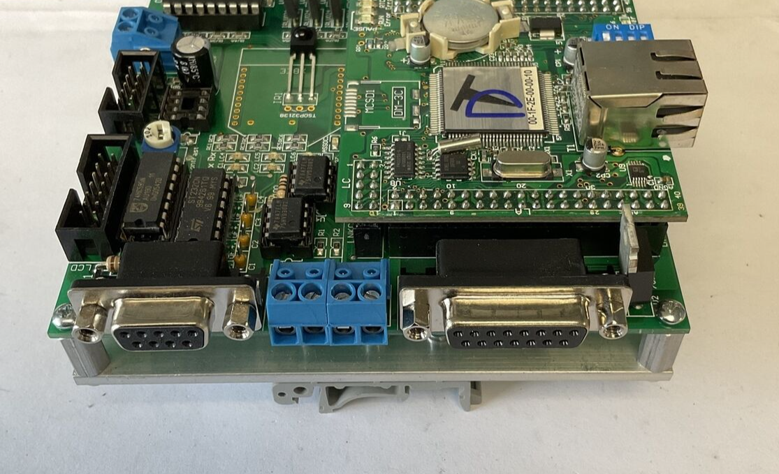 TRIANGLE RESEARCH F-2424 CIRCUIT BOARD