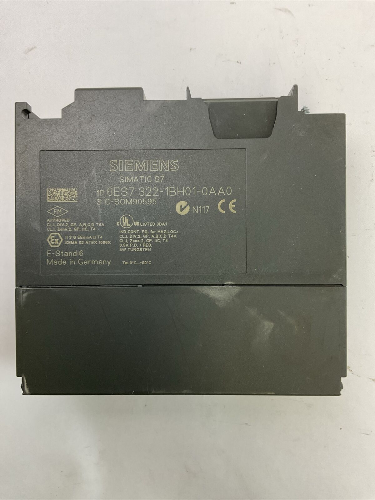 SIEMENS 6ES7 322-1BH01-0AA0 DIGITAL OUTPUT MODULE