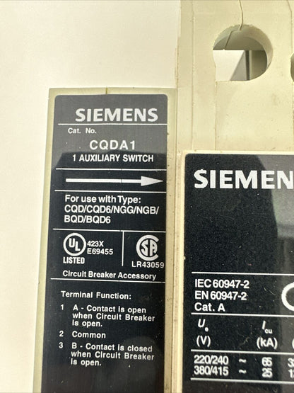 SIEMENS NGG3B030 CIRCUIT BREAKER 125/250VDC 600Y/347VAC 3P CQDA1 AUXILIARY SWITC