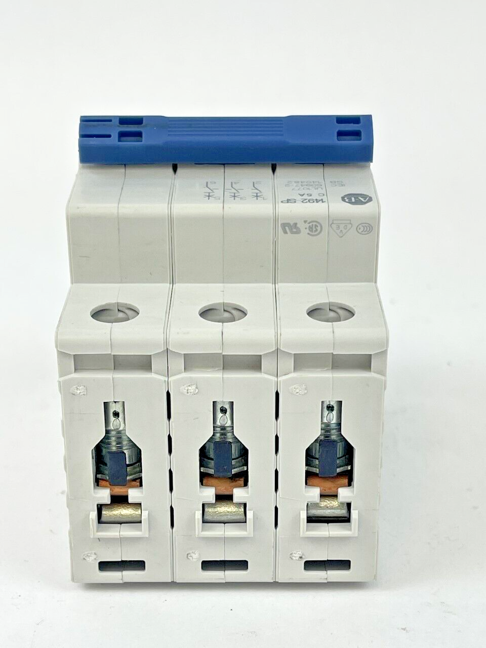 ALLEN BRADLEY - 1492-SPM3C050 - SERIES D - CIRCUIT BREAKER - 3 POLE 5 AMP