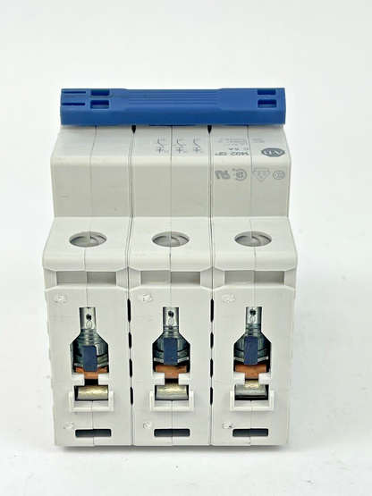 ALLEN BRADLEY - 1492-SPM3C050 - SERIES D - CIRCUIT BREAKER - 3 POLE 5 AMP