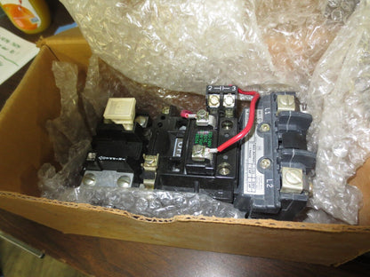 ALLEN-BRADLEY 509-BOXD ACROSS-THE-LINE AC STARTER - 115-120V/60Hz, 11V/50Hz NEW