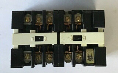 GENERAL ELECTRIC CR122A04731AA 300VAC 10A 28V 50HZ INDUSTRIAL RELAY