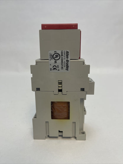 ALLEN BRADLEY 100S-C09DJ14C (100-C09D*10 600VAC 25A 7.5HP COIL 24VDC 100S-F)