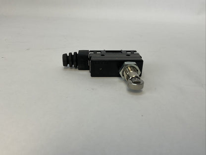 OMRON Z-15GQ22A55-B5V LIMIT SWITCH 15A 125/250/480VAC