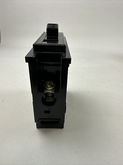 CHALLENGER CBB1015 CIRCUIT BREAKER 15AMP 1POLE 120/240VAC (LOT OF 10)