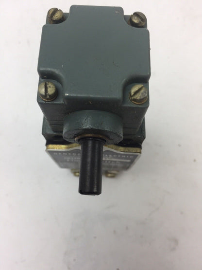 GE CR115G11110 LIMIT SWITCH 600 V
