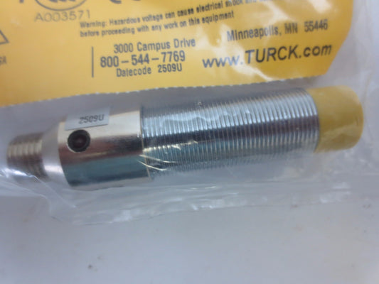TURCK NI10-G18-AZ3K-B3331 SENSOR - 20-250VAC,10-300VDC 400mA AC - NEW SURPLUS