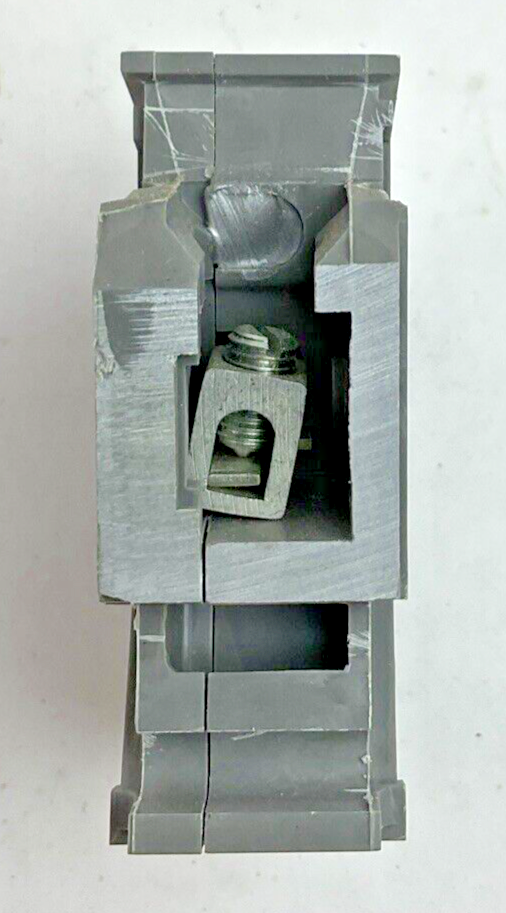 WADSWORTH A15NI CIRCUIT BREAKER 1POLE 15A 120/240VAC ****LOTOF9****