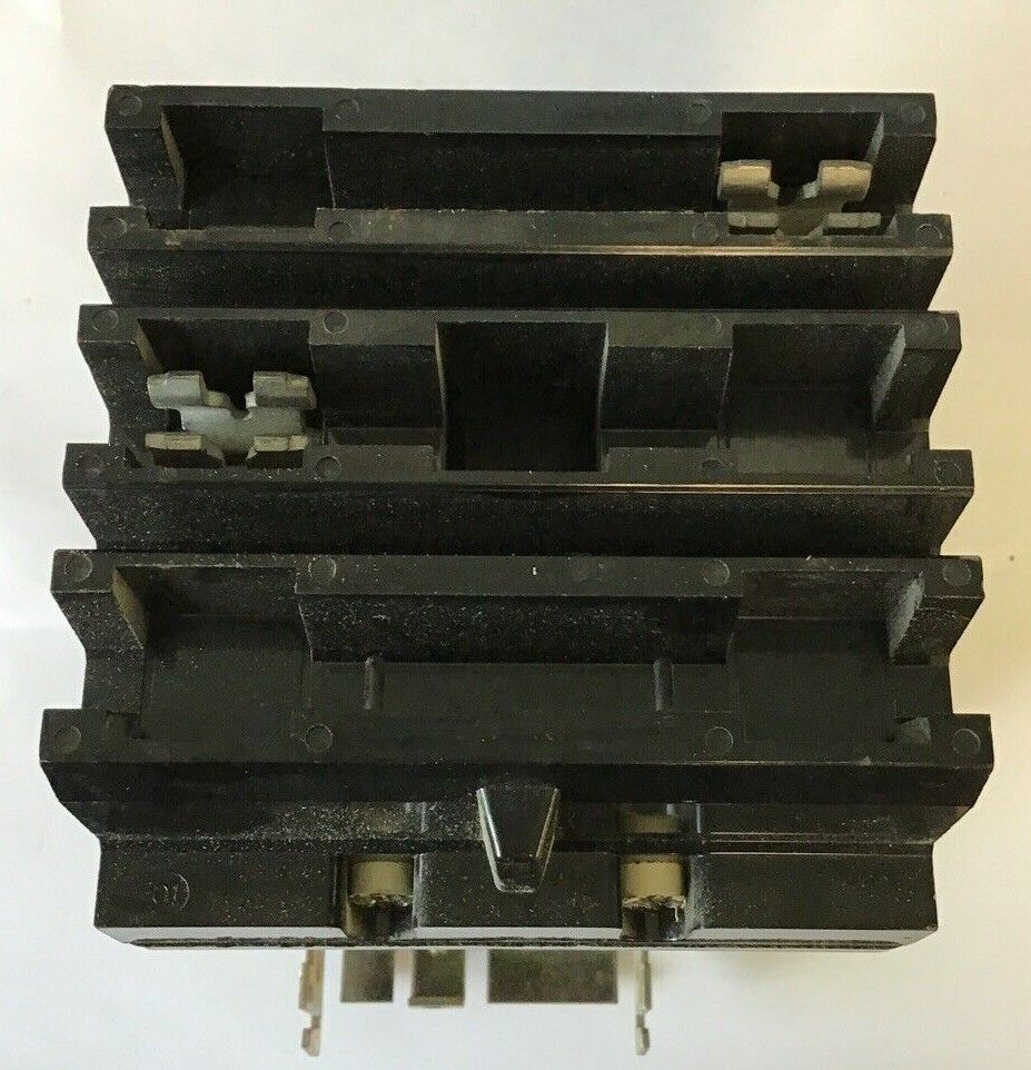 SQUARE D FA22030AB CIRCUIT BREAKER 30A 240VAC/250VDC