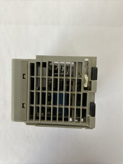 ALLEN BRADLEY 1769-PA4 COMPACT I/O POWER  SUPPLY F/W REV N/A DIR/VER 95320770/04