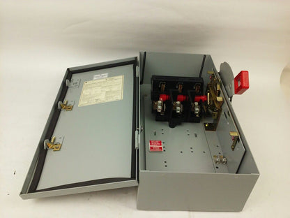 GE THN3361M, SAFETY SWITCH, 30A, 600VAC/250DC, TYPE 1/5/12 ENCLOSURE, MAX H.P.30