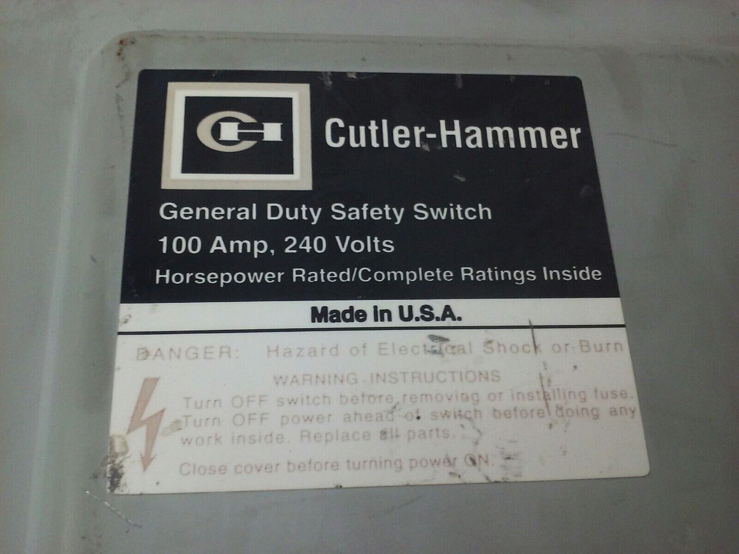 CUTLER HAMMER DG223NRB FUSIBLE SAFETY SWITCH 3P 100A 240V 30HP TYPE 3R ENCLOSURE