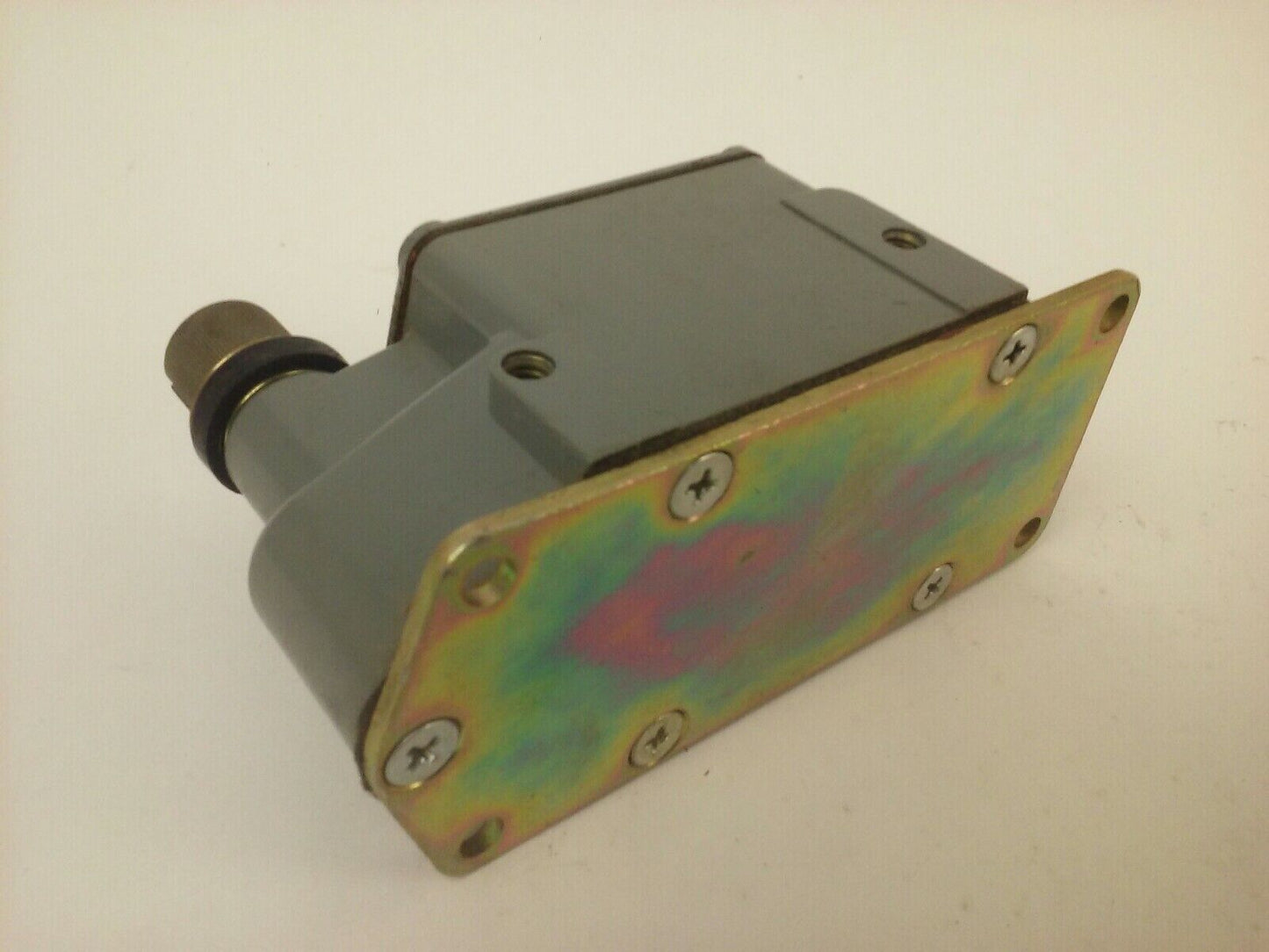SQUARE D CLASS 9007 TYPE FTUD1 SERIES A 9007-FTUD1 LIMIT SWITCH 600V 15A