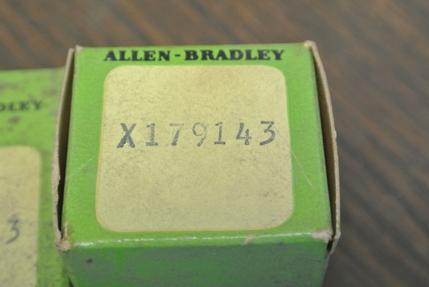 LOT of 5 / ALLEN-BRADLEY X-179143 / CROSS BAR SCREW ASSEMBLY / NEW SUPRLUS