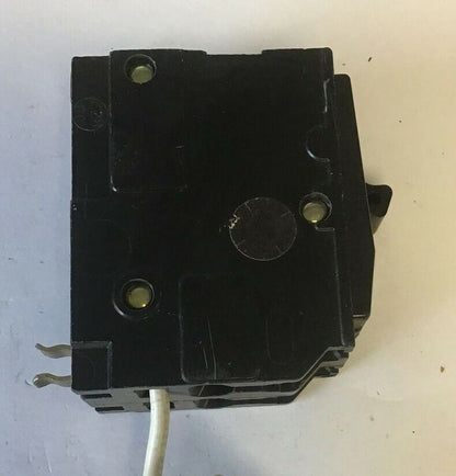 SQUARE D QOB220 CIRCUIT BREAKER 20A 120VAC 2POLE 10KA***LOTOF2***