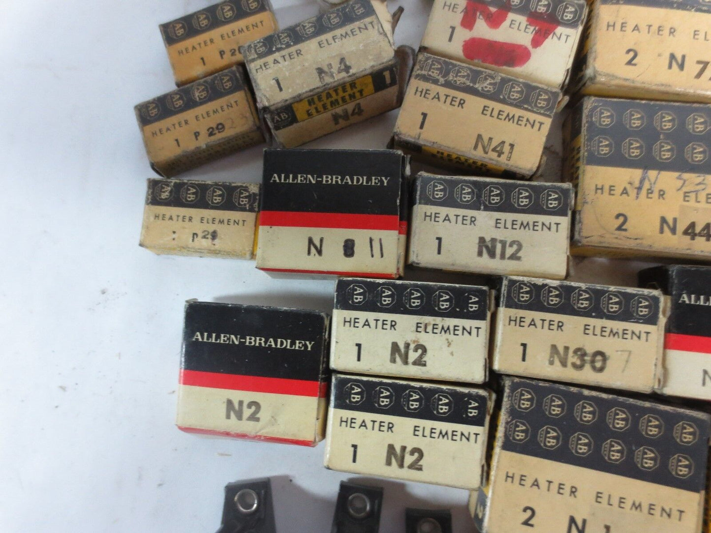 ALLEN-BRADLEY VARIOUS THERMAL OVERLOAD RELAY HEATER ELEMENTS, LARGE LOT