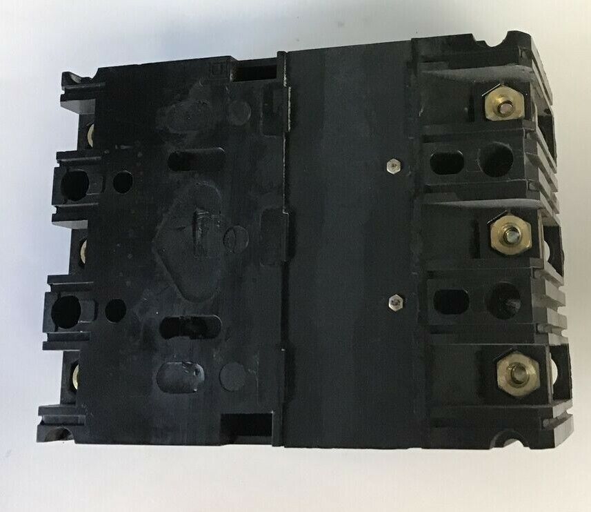 SQUARE D FAL32030 CIRCUIT BREAKER 240VAC 250VDC 30AMP