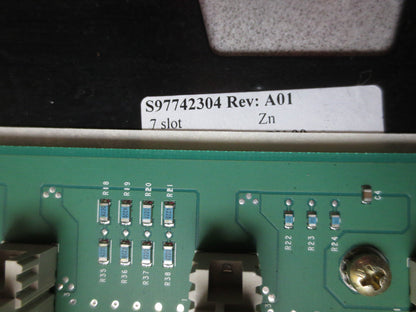 ALLEN-BRADLEY 1746-A7 Ser. B - SLC500 7-SLOT RACK / CHASSIS