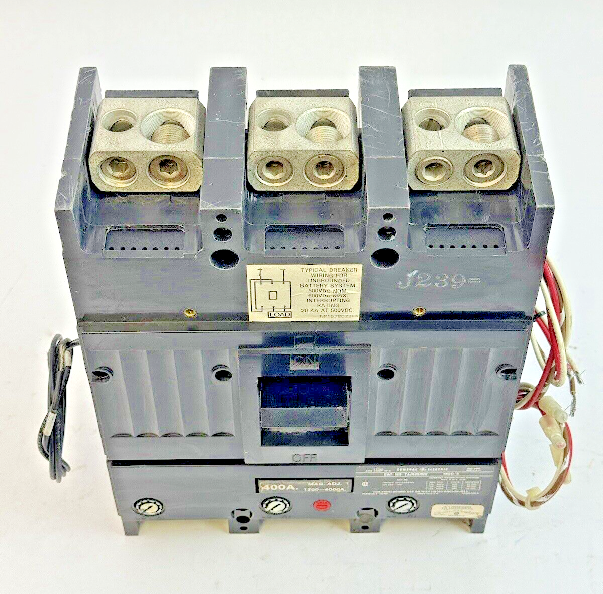 GE - TJJ436400 - CIRCUIT BREAKER W/ 400A TRIP, AUX, SHUNT - 400A, 600VAC, 3 POLE