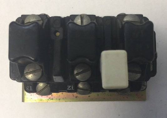 ALLEN BRADELY 815-B0V16 OVERLOAD RELAY SER K 600VAC