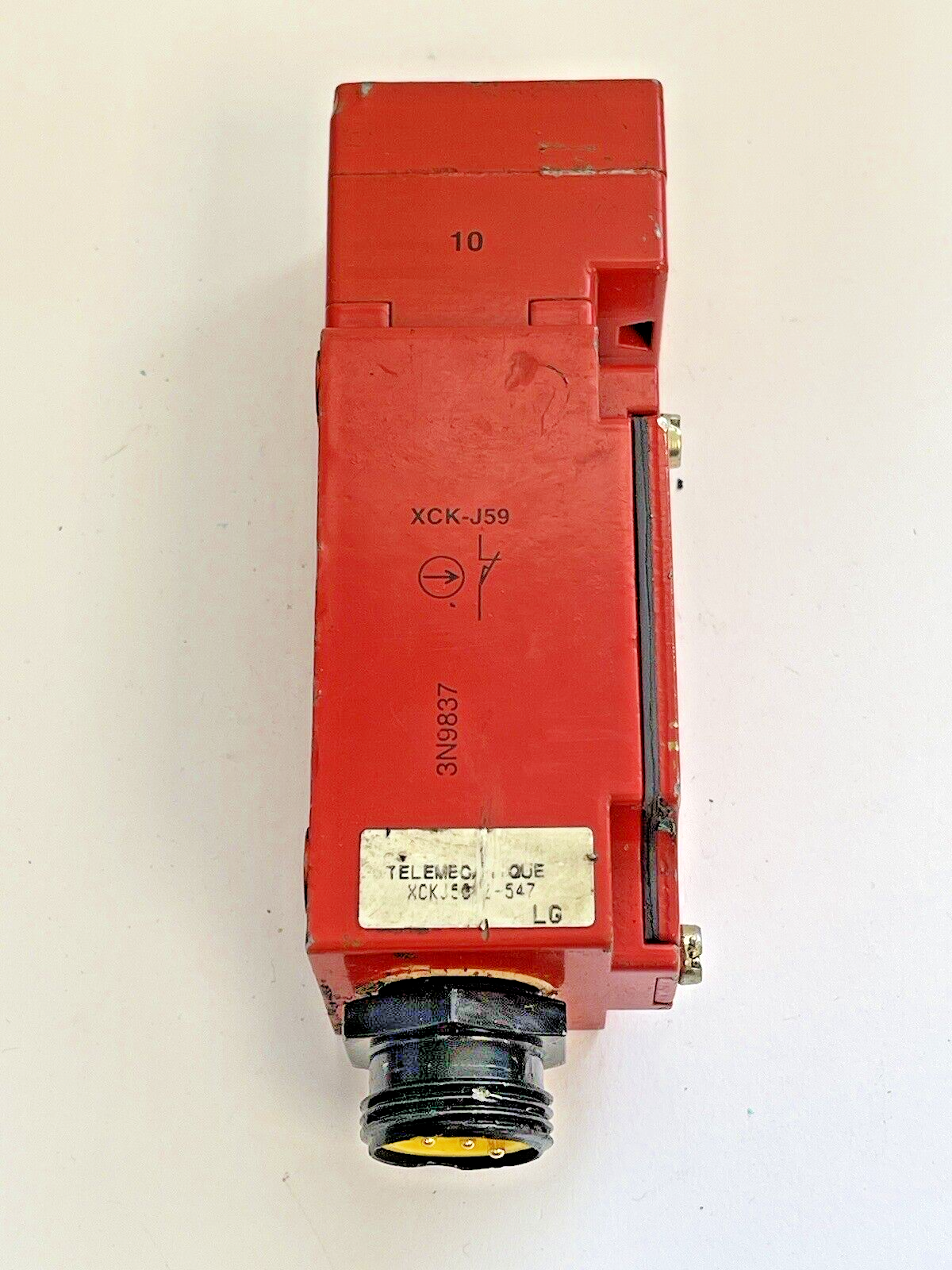 TELEMECANIQUE - XCK-J...H7 - LIMIT SWITCH - 240 VAC, 3A , 15 VDC