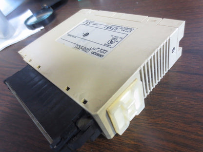 OMRON C200H-IM212 INPUT UNIT / INPUT MODULE 24VAC/DC, 7mA