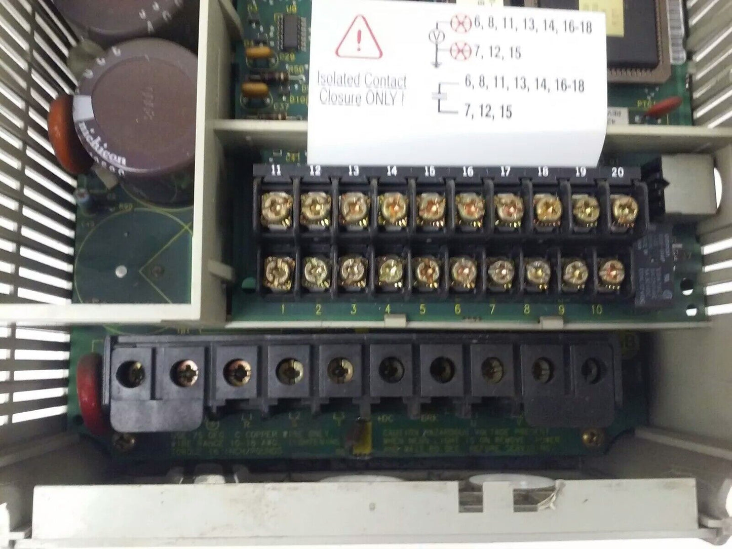 ALLEN BRADLEY 1305-BA03A SER. C, AC DRIVE, INPUT: 380/460V, 2.2A, 50/60HZ,1800VA