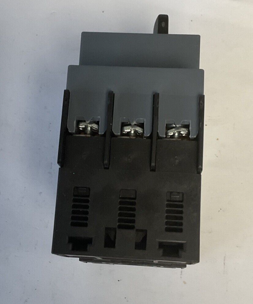 SIEMENS 3RV2011-1JA15 CIRCUIT BREAKER 130A