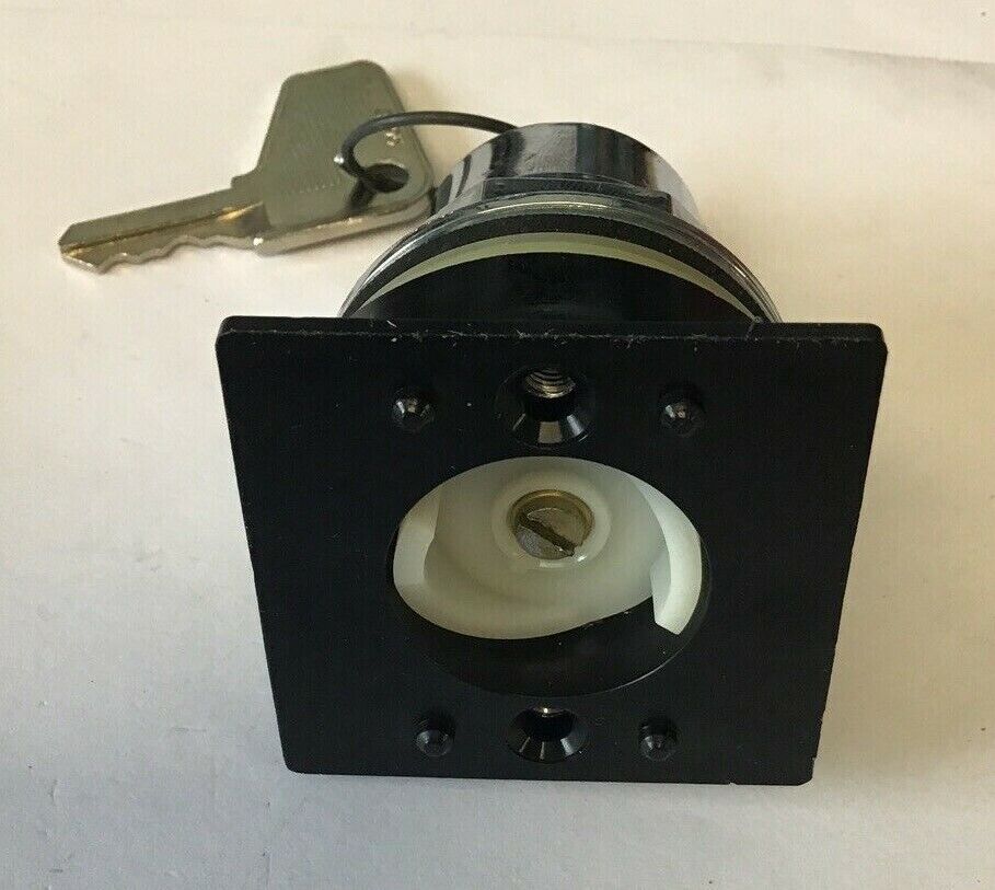 GENERAL ELECTRIC KEYED  SELECTOR SWITCH CR104P SERIES