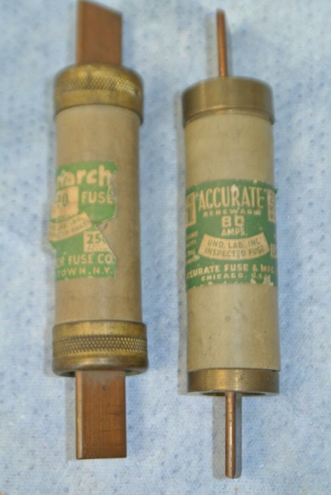 LOT of 2 / 1 ea. MONARCH 70A RENEWABLE FUSE / ACCURATE 80A RENEWABLE FUSE / 250V