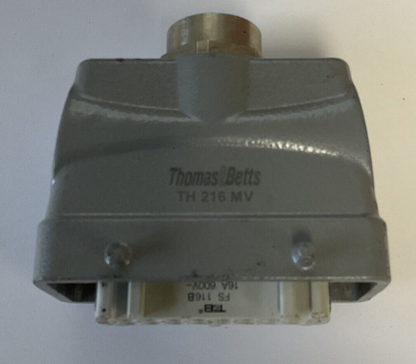 THOMAS&BETTS FS 116B AND MS 216B 16A 600V FEMALE AND MALE PLUG RECEPTACLE