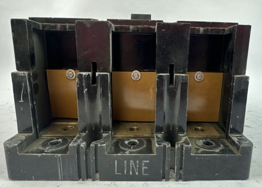 GE TKM3F CIRCUIT BREAKER 1200AMP 600VAC 3POLE FRAME 1000A TRIP UNIT