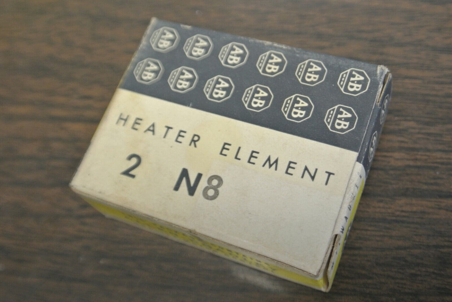 BOX of 2 / ALLEN-BRADLEY N8 THERMAL OVERLOAD HEATER ELEMENTS / NEW SURPLUS