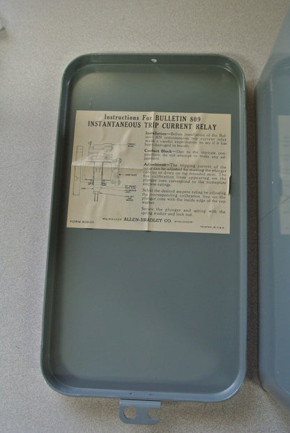 ALLEN-BRADLEY 809-B02E - INSTANTANEOUS TRIP CURRENT RELAY 3A, 600V - NEW SURPLUS
