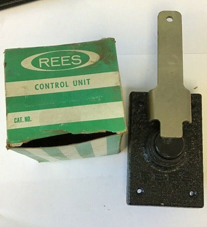 MACKWORTH G. REES 3275 PUSHBUTTON CONTROL UNIT