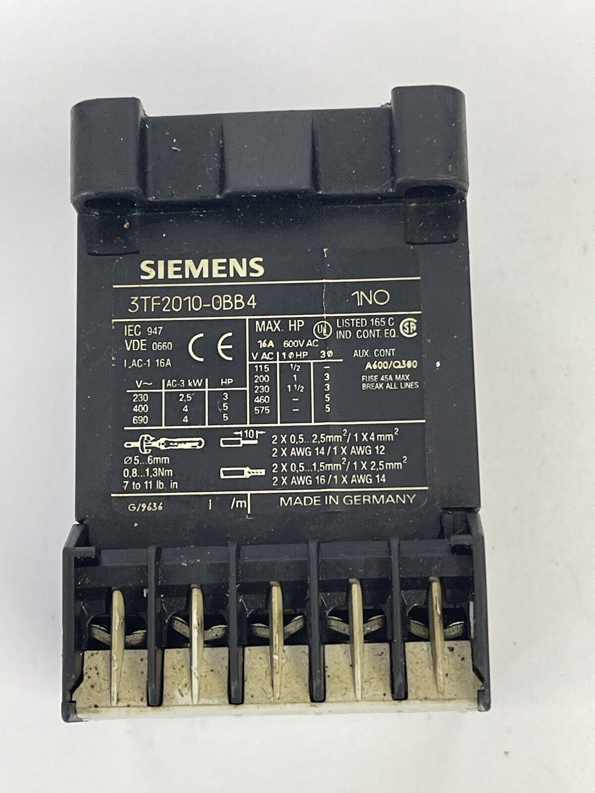 SIEMENS - 3TF2010-0BB4 - CONTACTOR - SIZE 00, 3-POLE AC-3, 4KW/400V, DC 24V