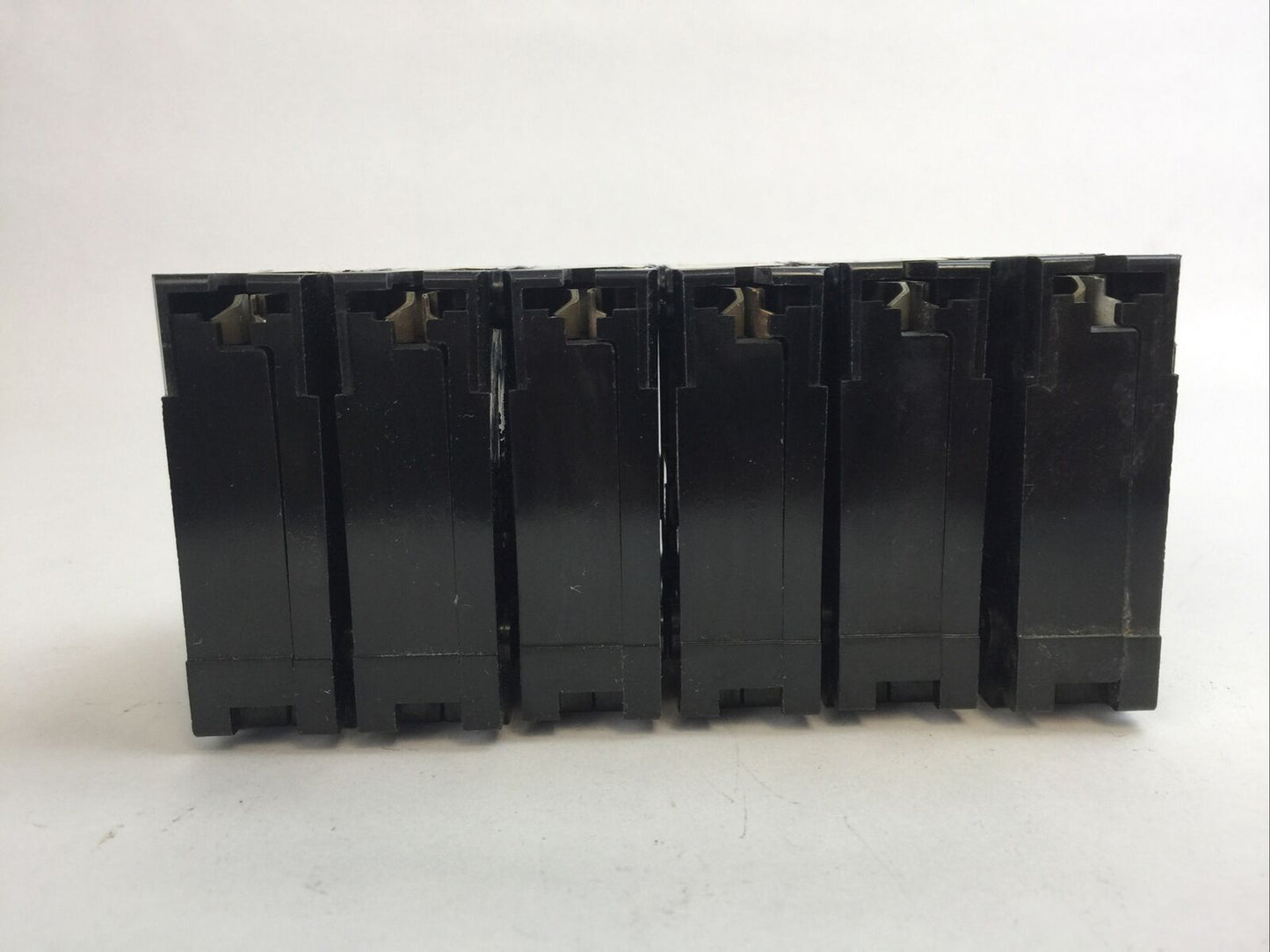 T & B C120 CIRCUIT BREAKER 20AMP 120/240VAC 1POLE (LOT OF 6)