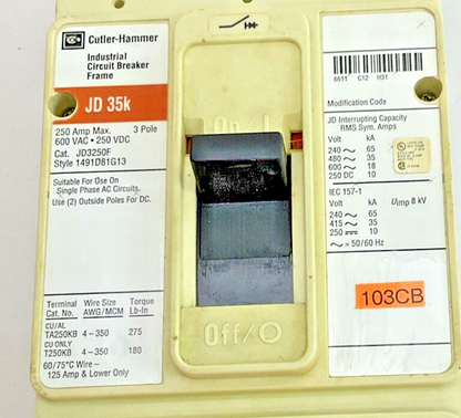 CUTLER HAMMER JD3250F CIRCUIT BREAKER JD 35K 600VAC 250VDC 3POLE